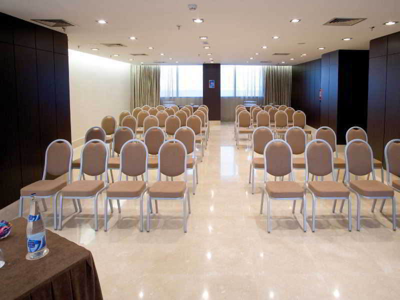 Hotell Nh Diagonal Center Barcelona